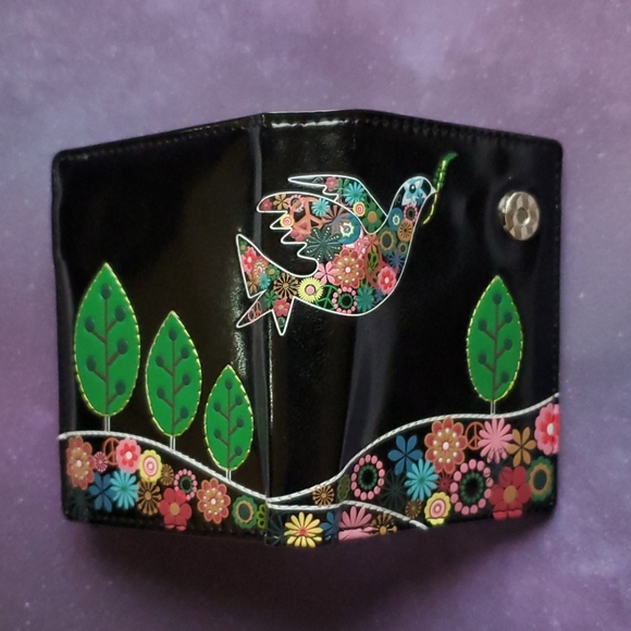 NWT Peace Dove Wallet - Black Vegan Leather - Picture 3 of 7